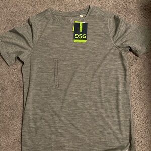Dick’s sporting goods Boys performance tshirt. Brand new with tags.